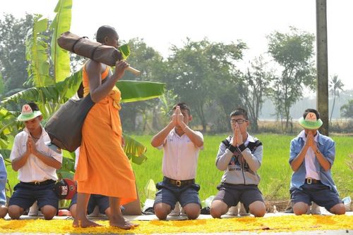 ภาพ No.10355:ประมวลภาพธุดงค์ธรรมชัย ปีที่ 3 วันที่ 19 มกราคม พ.ศ.2557