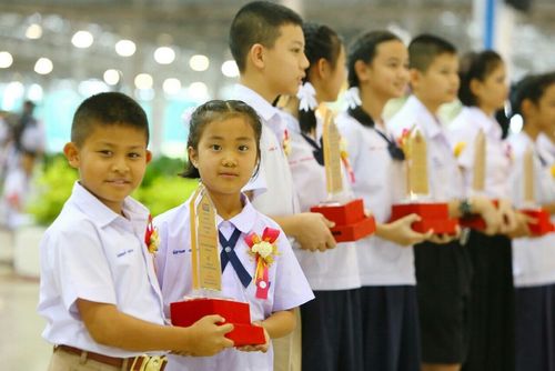 ภาพ No.10765:ประมวลภาพวันมาฆบูชา ประจำปี พ.ศ.2557 ณ วัดพระธรรมกาย