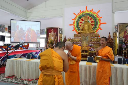 ภาพ No.10955:ประมวลภาพพิธีถวายสังฆทาน 323 วัด ครั้งที่ 100 ณ วัดพุทธภูมิ จ.ยะลา