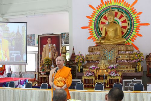 ภาพ No.10958:ประมวลภาพพิธีถวายสังฆทาน 323 วัด ครั้งที่ 100 ณ วัดพุทธภูมิ จ.ยะลา