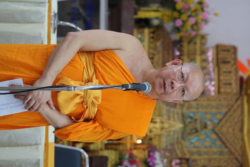 ภาพ No.10956:ประมวลภาพพิธีถวายสังฆทาน 323 วัด ครั้งที่ 100 ณ วัดพุทธภูมิ จ.ยะลา