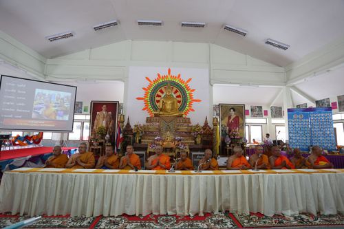 ภาพ No.10962:ประมวลภาพพิธีถวายสังฆทาน 323 วัด ครั้งที่ 100 ณ วัดพุทธภูมิ จ.ยะลา