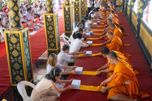 ภาพ No.304882:วันที่ 28 มกราคม พ.ศ. 2569 พิธีทอดผ้าป่าทำนุบำรุงศาสนสถาน ณ วัดบ่อทอง ต.คูขวาง อ.ลาดหลุมแก้ว จ.ปทุมธานี ในโครงการธรรมยาตรา กตัญญูบูชา มหาปูชนียาจารย์ พระมงคลเทพมุนี(สด จนฺทสโร) พระผู้ปราบมาร อนุสรณ์สถาน 7 แห่ง ปีที่ 14