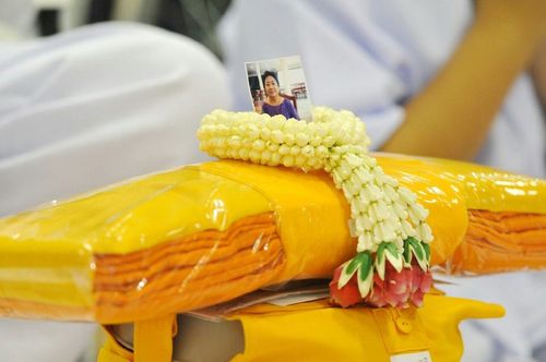 ประมวลภาพพิธีขอขมาและรับบาตรผ้าไตรประจำปี พ.ศ. 2557