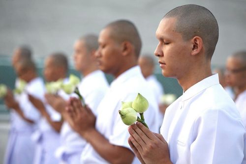 ภาพ No.10987:ประมวลภาพพิธีวันทาเจดีย์ วันเสาร์ที่ 5 เมษายน 2557