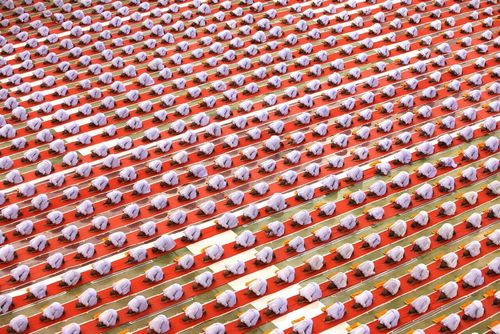 ภาพ No.11045:ประมวลภาพพิธีบรรพชาและคล้องอังสะ วันเสาร์ที่ 5 เมษายน 2557