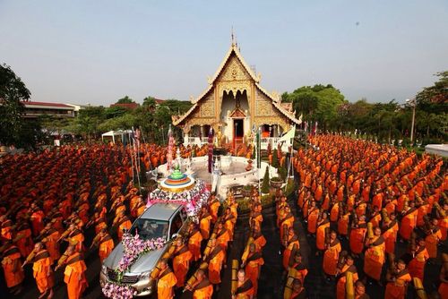 ภาพ No.10998:ประมวลภาพธุดงค์อัญเชิญพระบรมธาตุใจกลางเมืองเชียงใหม่