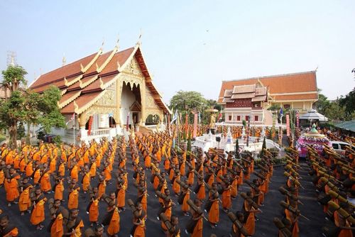 ภาพ No.10997:ประมวลภาพธุดงค์อัญเชิญพระบรมธาตุใจกลางเมืองเชียงใหม่