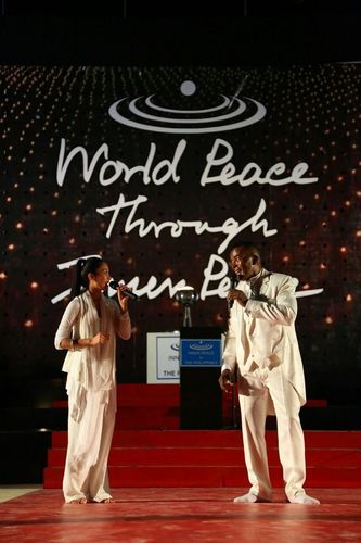 ภาพ No.11088:ประมวลภาพพิธีจุดประทีปเพื่อสันติภาพโลกครั้งที่ 2 ที่ประเทศฟิลิปปินส์