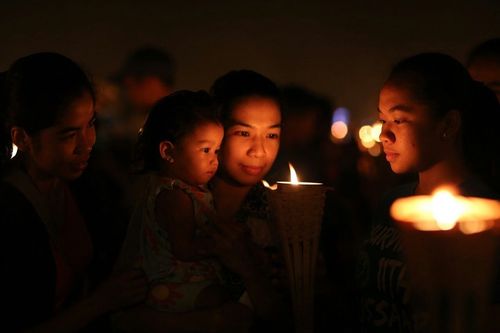 ภาพ No.11108:ประมวลภาพพิธีจุดประทีปเพื่อสันติภาพโลกครั้งที่ 2 ที่ประเทศฟิลิปปินส์