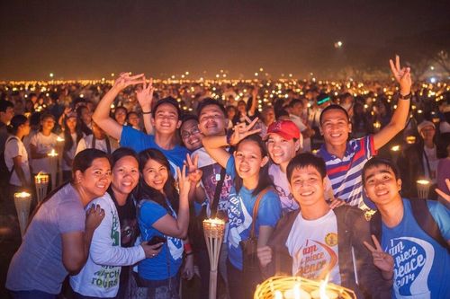 ภาพ No.11110:ประมวลภาพพิธีจุดประทีปเพื่อสันติภาพโลกครั้งที่ 2 ที่ประเทศฟิลิปปินส์