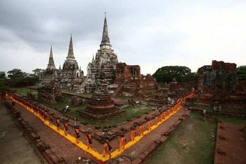 ภาพ No.11235:ประมวลภาพธุดงค์ธรรมชัยอัญเชิญพระบรมธาตุ วันที่ 7 พ.ค. 2557 จ.พระนครศรีอยุธยา