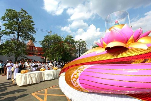 ภาพ No.11260:ประมวลภาพธุดงค์ธรรมชัยอัญเชิญพระบรมธาตุ วันที่ 8 พ.ค. 2557 จ.สระบุรี