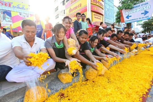 ภาพ No.11268:ประมวลภาพธุดงค์ธรรมชัยอัญเชิญพระบรมธาตุ วันที่ 8 พ.ค. 2557 จ.สระบุรี