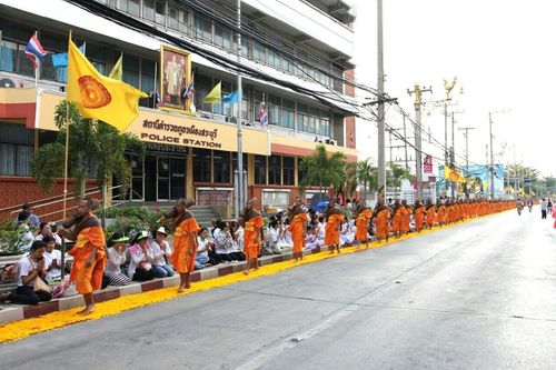 ภาพ No.11293:ประมวลภาพธุดงค์ธรรมชัยอัญเชิญพระบรมธาตุ วันที่ 8 พ.ค. 2557 จ.สระบุรี