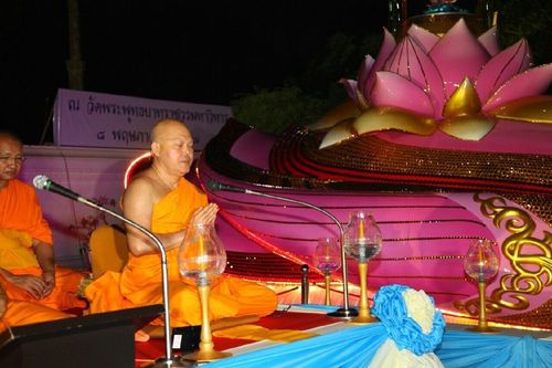 ภาพ No.11304:ประมวลภาพธุดงค์ธรรมชัยอัญเชิญพระบรมธาตุ วันที่ 8 พ.ค. 2557 จ.สระบุรี