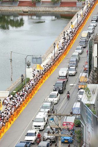 ภาพ No.11354:ประมวลภาพธุดงค์ธรรมชัยอัญเชิญพระบรมธาตุ วันที่ 9 พ.ค. 2557 จ.นครราชสีมา