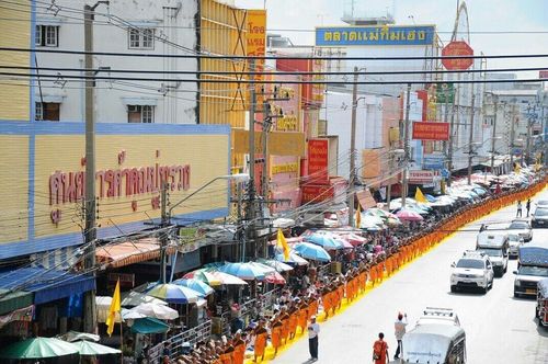 ภาพ No.11360:ประมวลภาพธุดงค์ธรรมชัยอัญเชิญพระบรมธาตุ วันที่ 9 พ.ค. 2557 จ.นครราชสีมา