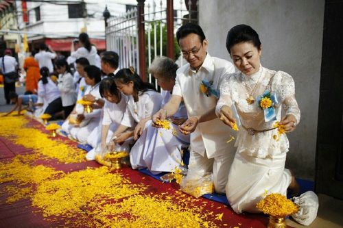 ภาพ No.11376:ประมวลภาพธุดงค์ธรรมชัยอัญเชิญพระบรมธาตุ วันที่ 9 พ.ค. 2557 จ.นครราชสีมา