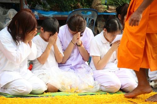 ภาพ No.11379:ประมวลภาพธุดงค์ธรรมชัยอัญเชิญพระบรมธาตุ วันที่ 9 พ.ค. 2557 จ.นครราชสีมา