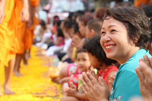 ภาพ No.11381:ประมวลภาพธุดงค์ธรรมชัยอัญเชิญพระบรมธาตุ วันที่ 9 พ.ค. 2557 จ.นครราชสีมา