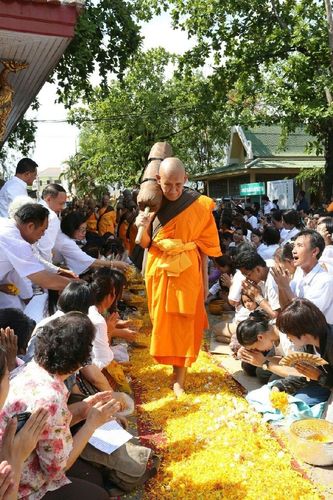 ภาพ No.11407:ประมวลภาพธุดงค์ธรรมชัยอัญเชิญพระบรมธาตุ วันที่ 12 พ.ค.2557 จ.หนองคาย