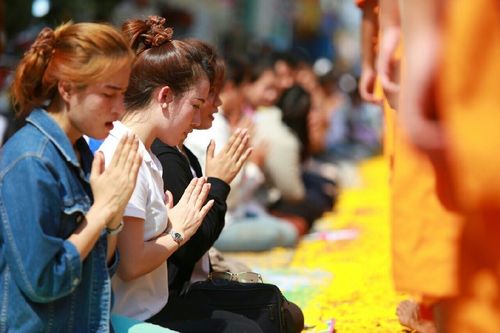 ภาพ No.11417:ประมวลภาพธุดงค์ธรรมชัยอัญเชิญพระบรมธาตุ วันที่ 12 พ.ค.2557 จ.หนองคาย