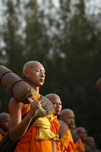 ภาพ No.11429:ประมวลภาพธุดงค์ธรรมชัยอัญเชิญพระบรมธาตุ วันที่ 12 พ.ค.2557 จ.หนองคาย