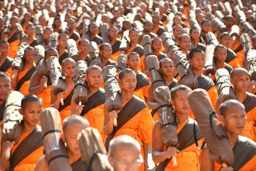 ภาพ No.11437:ประมวลภาพธุดงค์ธรรมชัยอัญเชิญพระบรมธาตุ วันที่ 12 พ.ค.2557 จ.หนองคาย