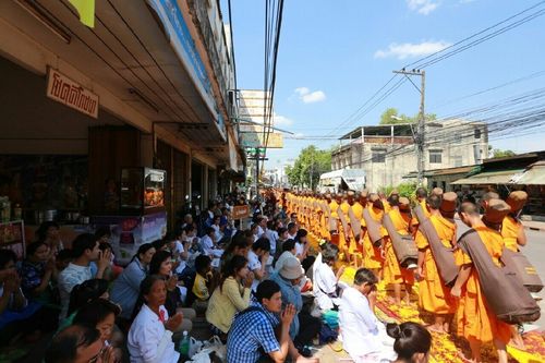 ภาพ No.11445:ประมวลภาพธุดงค์ธรรมชัยอัญเชิญพระบรมธาตุ วันที่ 12 พ.ค.2557 จ.หนองคาย