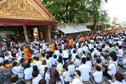 ภาพ No.11447:ประมวลภาพธุดงค์ธรรมชัยอัญเชิญพระบรมธาตุ วันที่ 12 พ.ค.2557 จ.หนองคาย