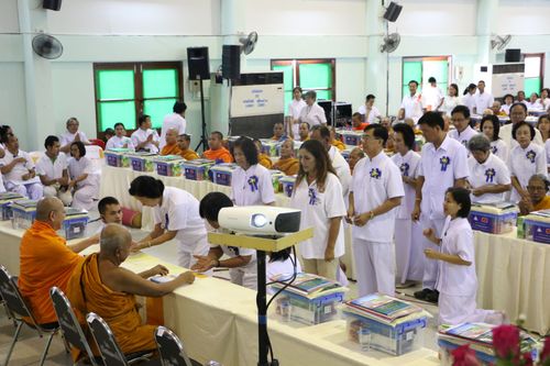 ภาพ No.11521:พิธีถวายสังฆทานแด่คณะสงฆ์ 323 วัด ใน 4 จังหวัดภาคใต้ ครั้งที่ 102