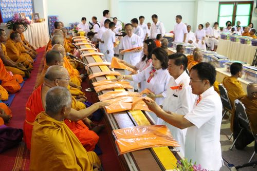 ภาพ No.11522:พิธีถวายสังฆทานแด่คณะสงฆ์ 323 วัด ใน 4 จังหวัดภาคใต้ ครั้งที่ 102