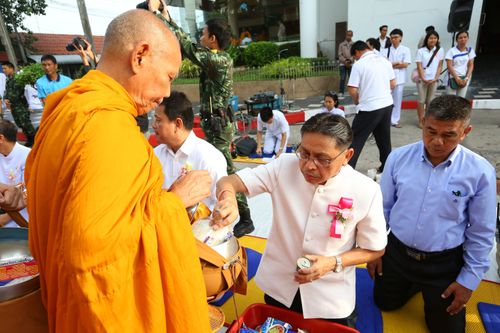 ภาพ No.11694:พิธีถวายสังฆทานแด่คณะสงฆ์ 323 วัด ใน 4 จังหวัดภาคใต้ ครั้งที่ 103