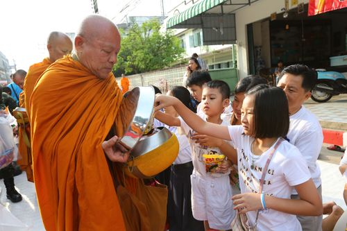 ภาพ No.11700:พิธีถวายสังฆทานแด่คณะสงฆ์ 323 วัด ใน 4 จังหวัดภาคใต้ ครั้งที่ 103