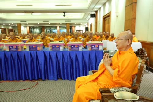 ภาพ No.11708:พิธีถวายสังฆทานแด่คณะสงฆ์ 323 วัด ใน 4 จังหวัดภาคใต้ ครั้งที่ 103