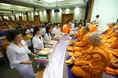 ภาพ No.11714:พิธีถวายสังฆทานแด่คณะสงฆ์ 323 วัด ใน 4 จังหวัดภาคใต้ ครั้งที่ 103