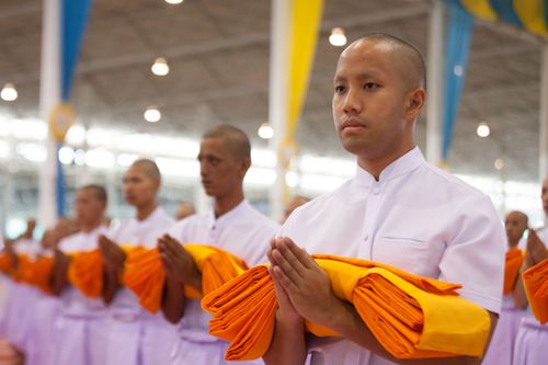 ภาพ No.36892:พิธีบรรพชา กล่าวคำขอบรรพชา และคล้องอังสะ