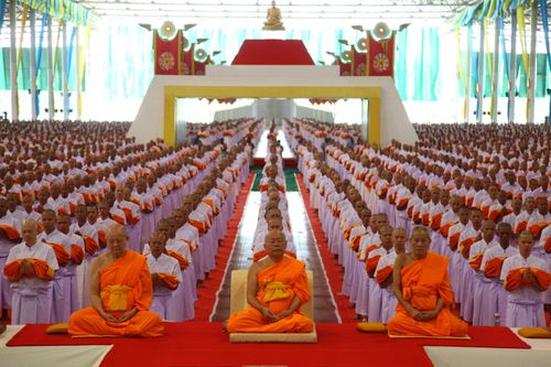 ภาพ No.36826:พิธีบรรพชา กล่าวคำขอบรรพชา และคล้องอังสะ