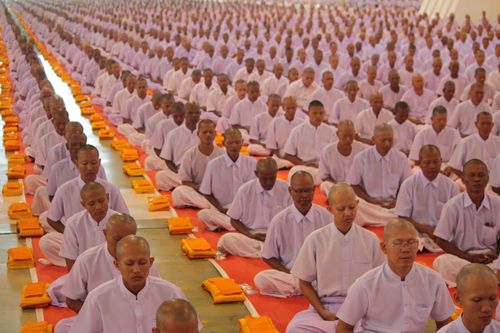 ภาพ No.36757:พิธีบรรพชา กล่าวคำขอบรรพชา และคล้องอังสะ