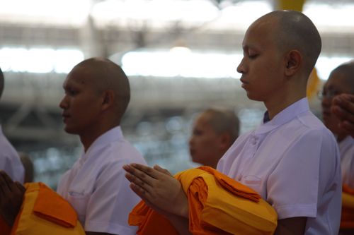 ภาพ No.36765:พิธีบรรพชา กล่าวคำขอบรรพชา และคล้องอังสะ