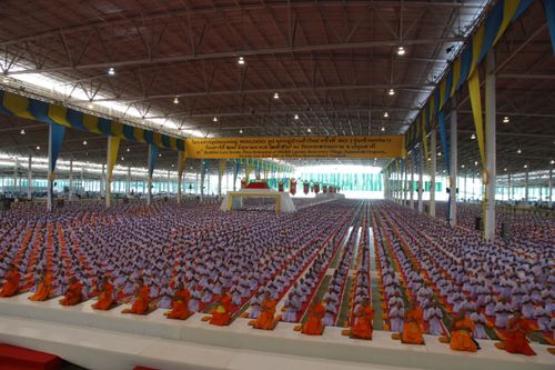 ภาพ No.36762:พิธีบรรพชา กล่าวคำขอบรรพชา และคล้องอังสะ