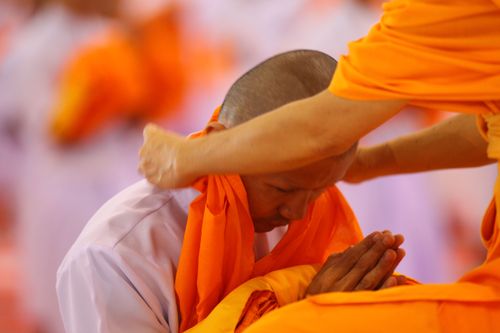 ภาพ No.36839:พิธีบรรพชา กล่าวคำขอบรรพชา และคล้องอังสะ