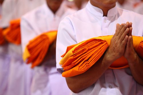 ภาพ No.36874:พิธีบรรพชา กล่าวคำขอบรรพชา และคล้องอังสะ