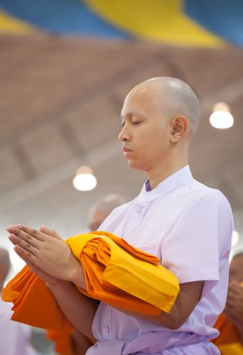 ภาพ No.36899:พิธีบรรพชา กล่าวคำขอบรรพชา และคล้องอังสะ