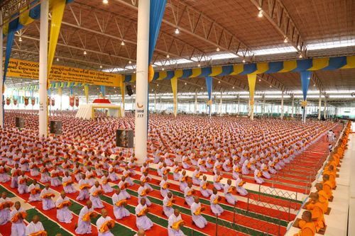 ภาพ No.36865:พิธีบรรพชา กล่าวคำขอบรรพชา และคล้องอังสะ