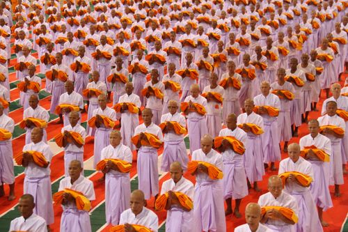 ภาพ No.36853:พิธีบรรพชา กล่าวคำขอบรรพชา และคล้องอังสะ