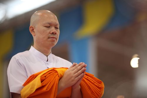 ภาพ No.36817:พิธีบรรพชา กล่าวคำขอบรรพชา และคล้องอังสะ