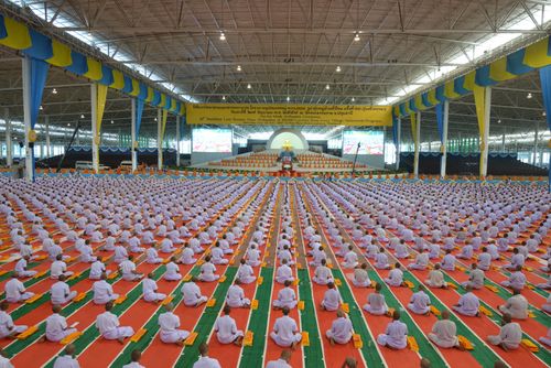 ภาพ No.36848:พิธีบรรพชา กล่าวคำขอบรรพชา และคล้องอังสะ