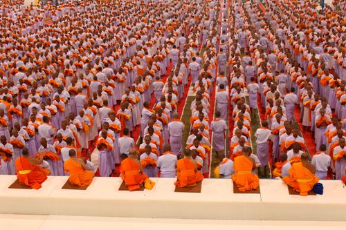 ภาพ No.36804:พิธีบรรพชา กล่าวคำขอบรรพชา และคล้องอังสะ